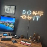 dont-quit-neon-sign-white-and-warm-white