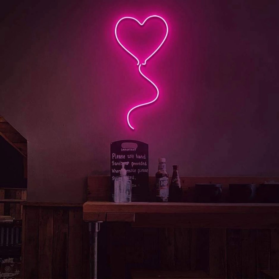 heart-balloon-pink-neon-light