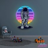 astronaut-vaperwave-neon-light-sign